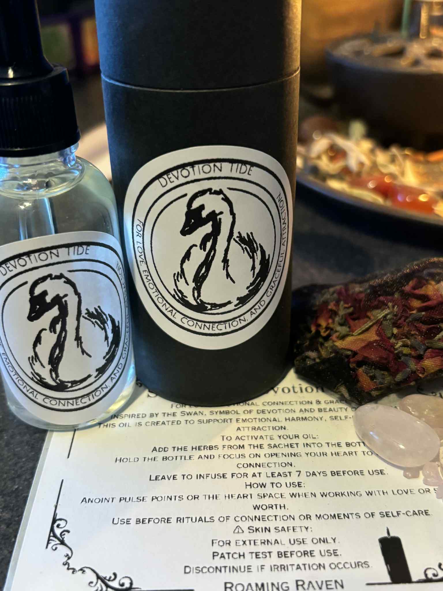 Swan Ritual Oil - Image 3